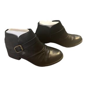 Blowfish Malibu Women’s River-B Ankle Boot – New with Box size 8.5